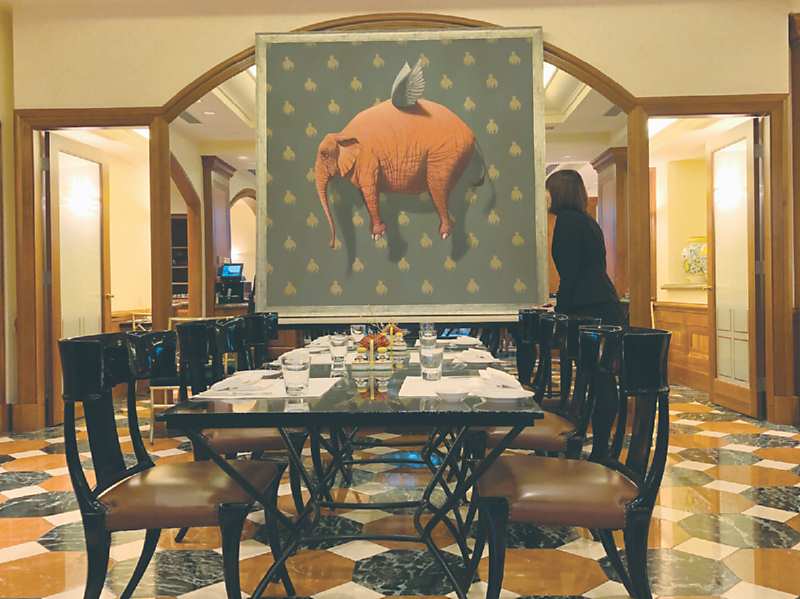 ●ONE ART Taipei藝術台北尚未正式展出,但現在到西華飯店TOSCANA義大利餐廳用餐已可感受濃濃的藝術氛圍。圖/吳正弘 image