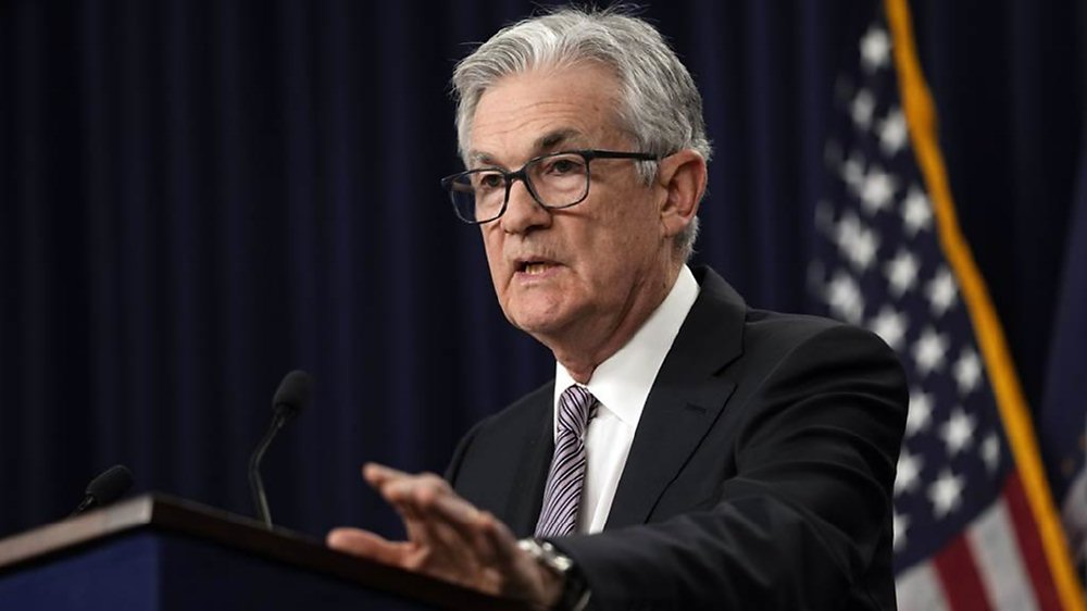 目前美股標普500指數的股利收益率僅1.5%,相較之下,美國投資級債到期殖利率為5.8%,公股銀較推薦投資人布局債券。圖/美聯社 image